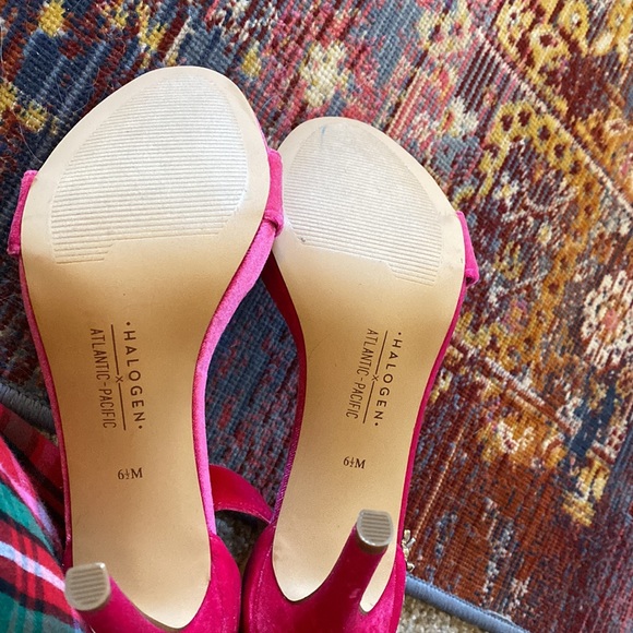 Halogen X Atlanta Pacific pink velvet embellished heel - Picture 2 of 3